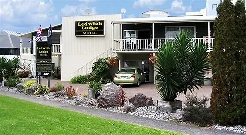 Lake Lodge Motel Rotorua Motel 3*
